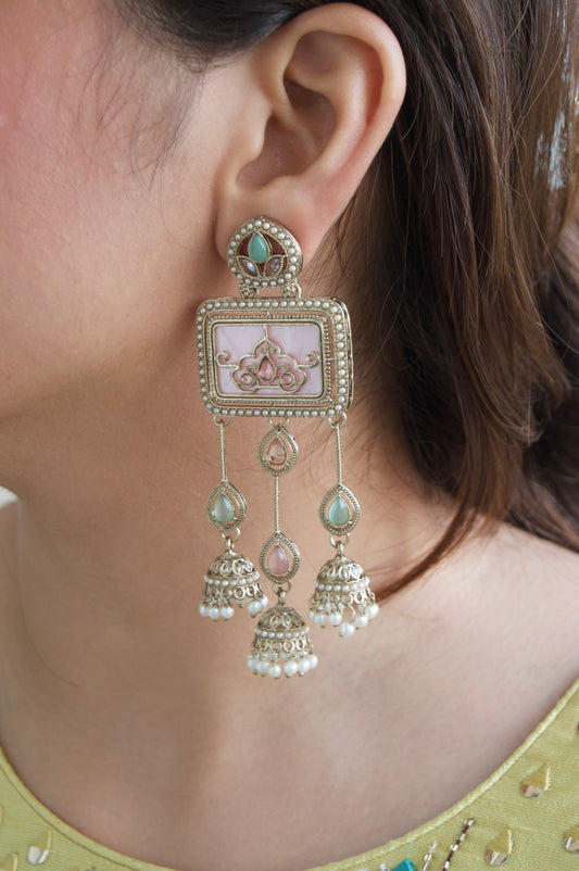 Meera Jhumkas